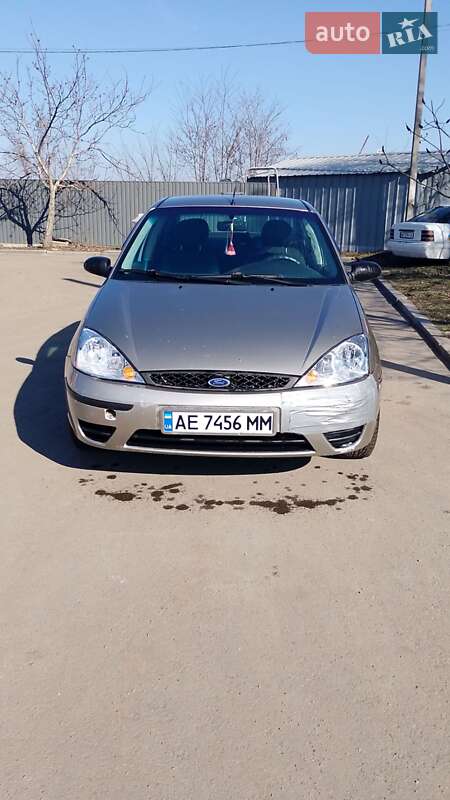 Ford Focus (2004)