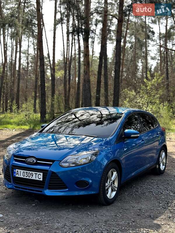 Ford Focus (2012)