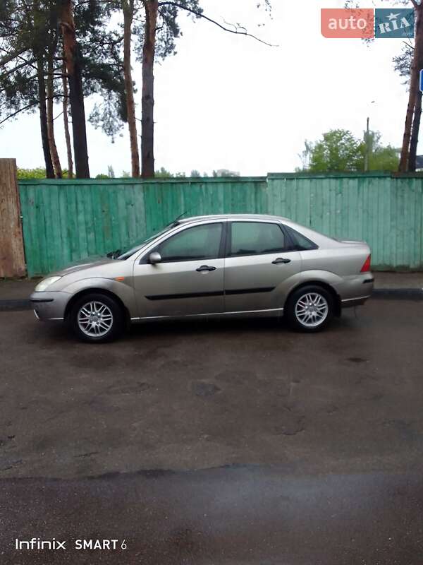 Ford Focus (2003)
