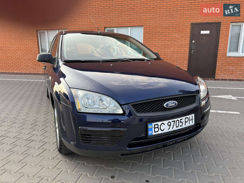 Ford Focus (2005)