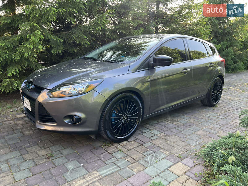 Ford Focus (2012)