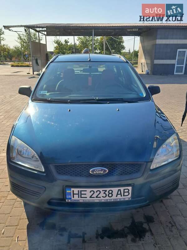 Ford Focus (2005)