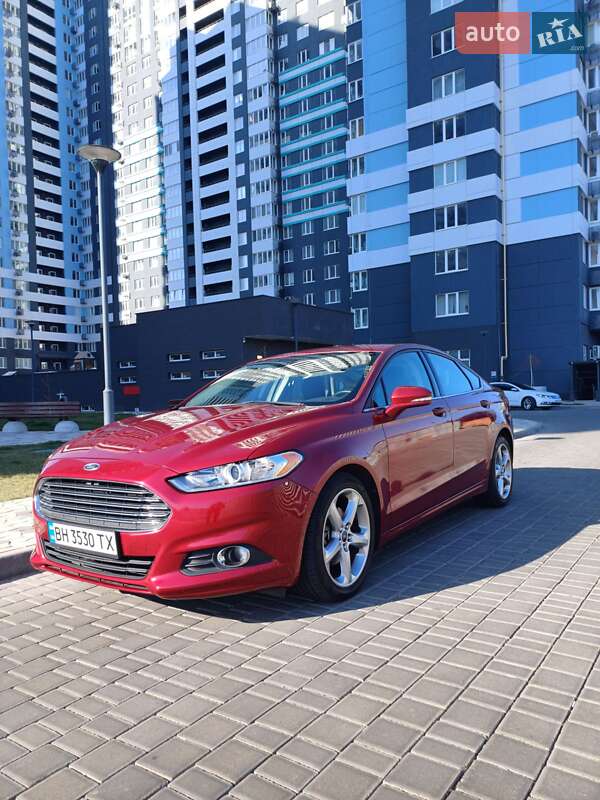 Ford Fusion (2013)