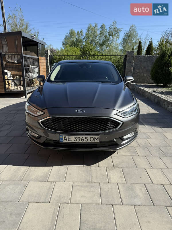Ford Fusion (2017)