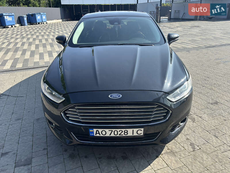Ford Fusion (2014)