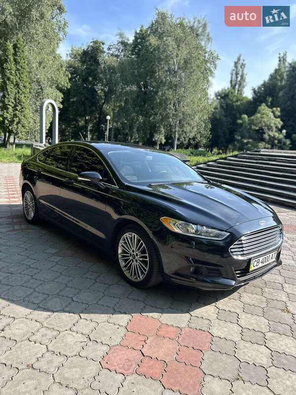 Ford Fusion (2015)