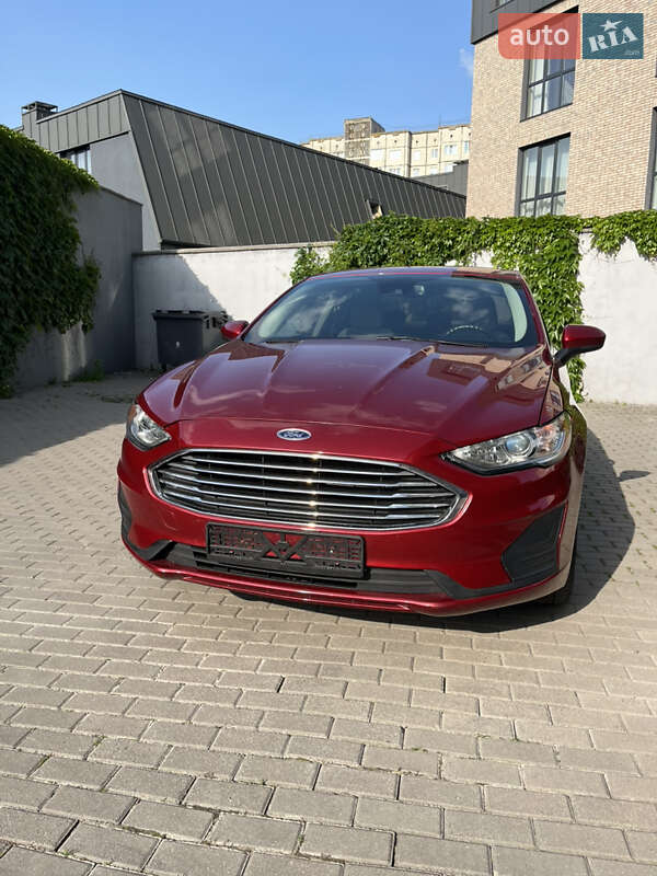 Ford Fusion (2019)