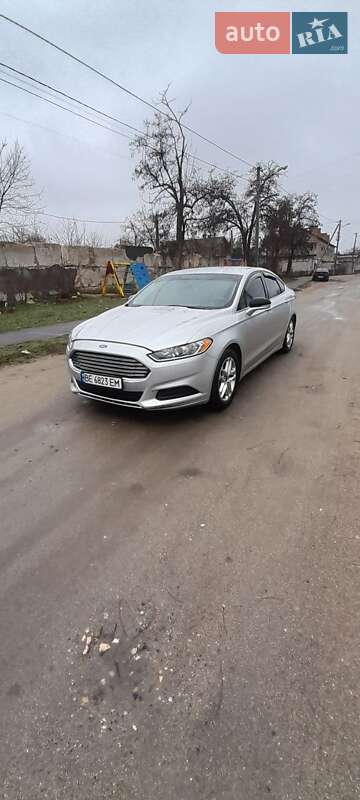 Ford Fusion (2014)