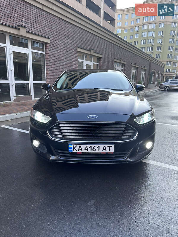 Ford Fusion (2014)