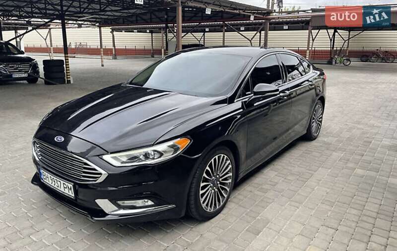 Ford Fusion (2016)