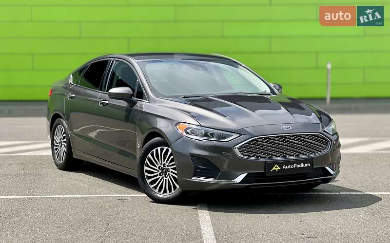 Ford Fusion (2019)
