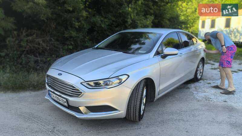 Ford Fusion (2017)