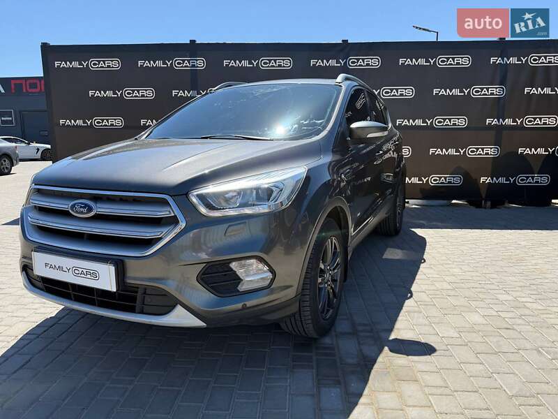 Ford Kuga (2017)