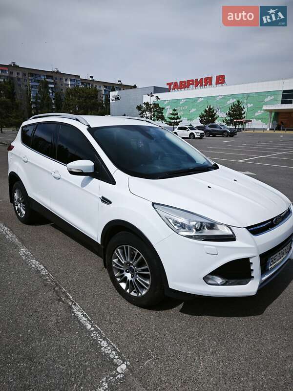 Ford Kuga (2013)