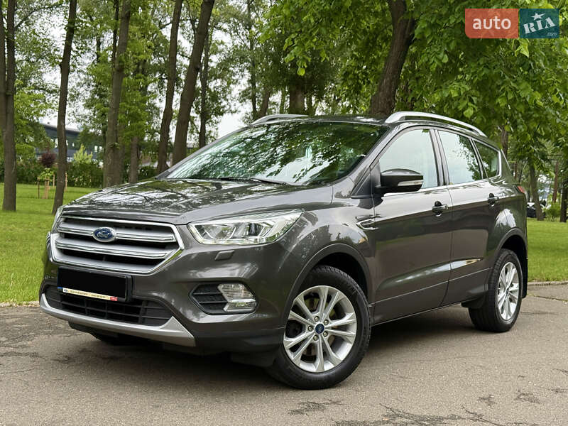 Ford Kuga (2019)