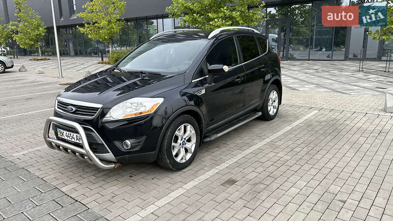 Ford Kuga (2012)