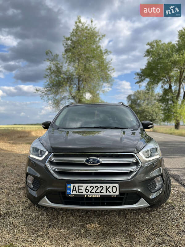 Ford Kuga (2019)