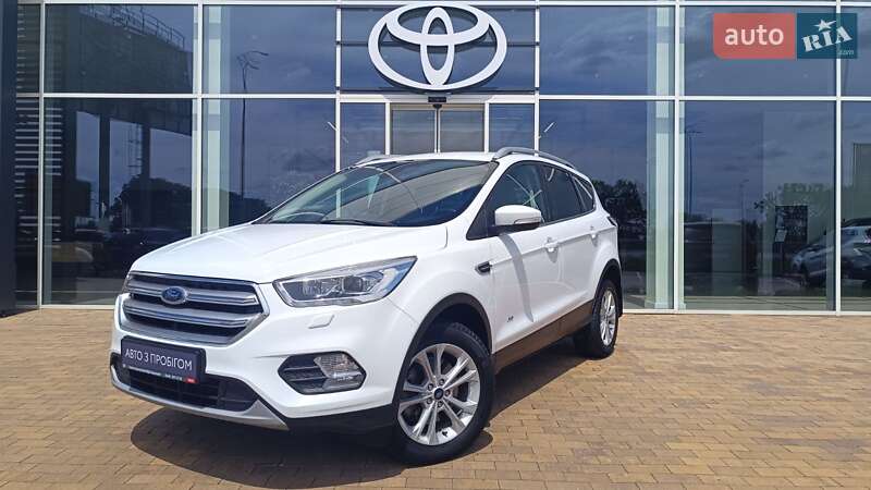 Ford Kuga (2017)