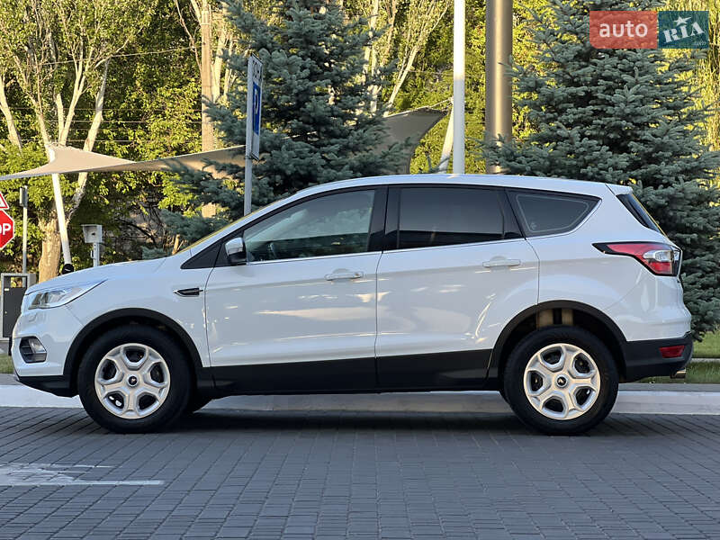 Ford Kuga (2018)