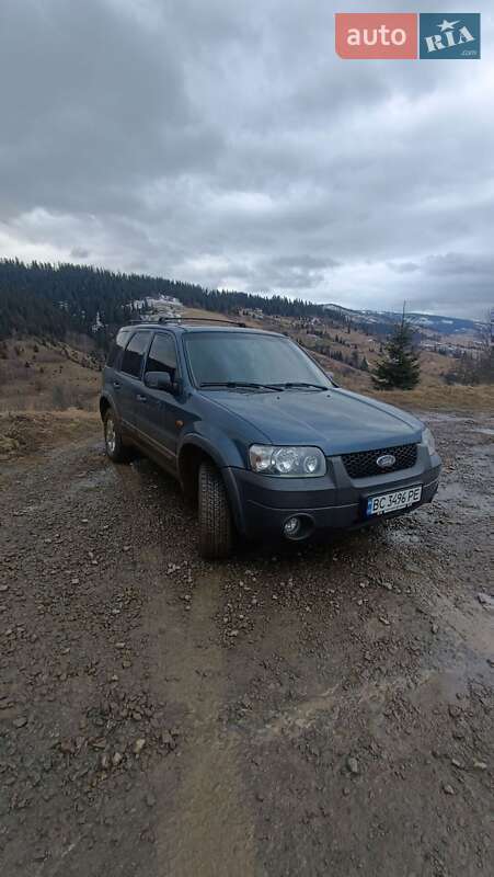 Ford Maverick (2004)