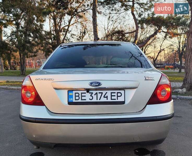 Ford Mondeo (2003)