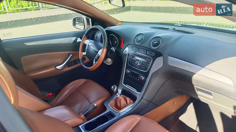 Ford Mondeo (2012)