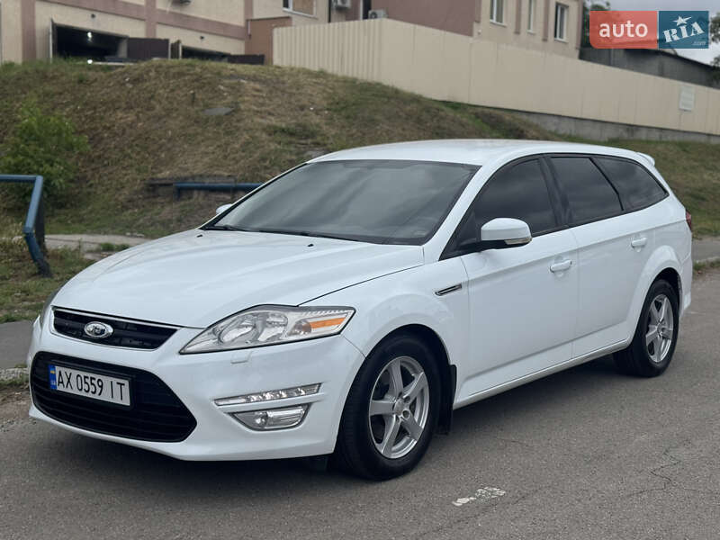 Ford Mondeo (2011)