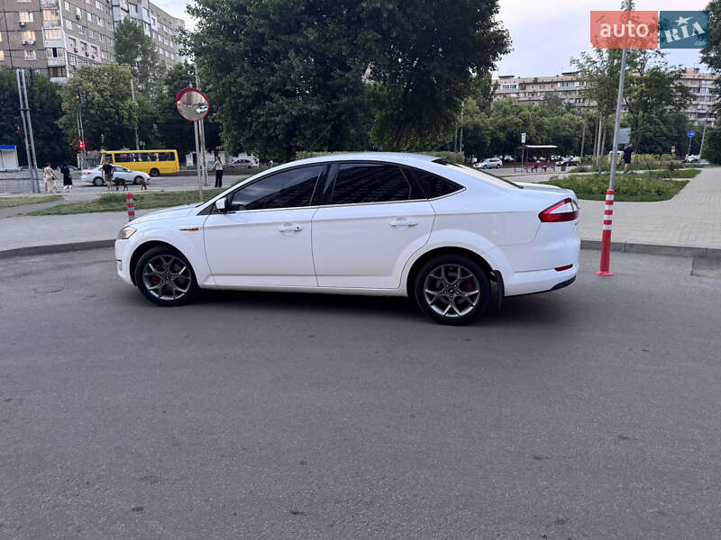 Ford Mondeo (2010)