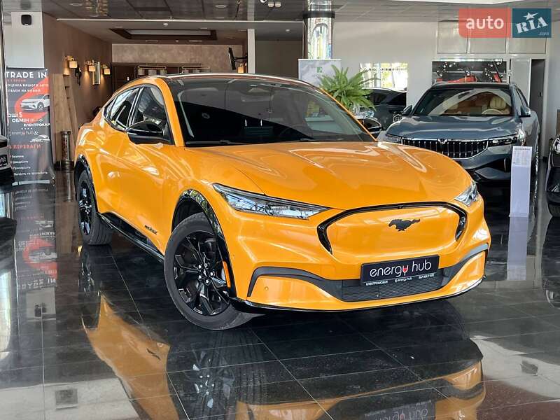Ford Mustang mach-e (2022)