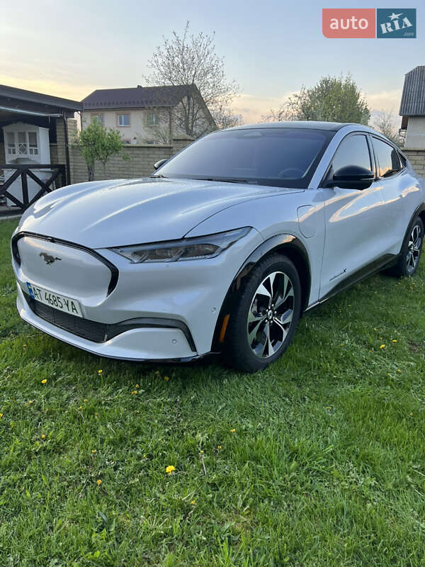 Ford Mustang mach-e (2021)
