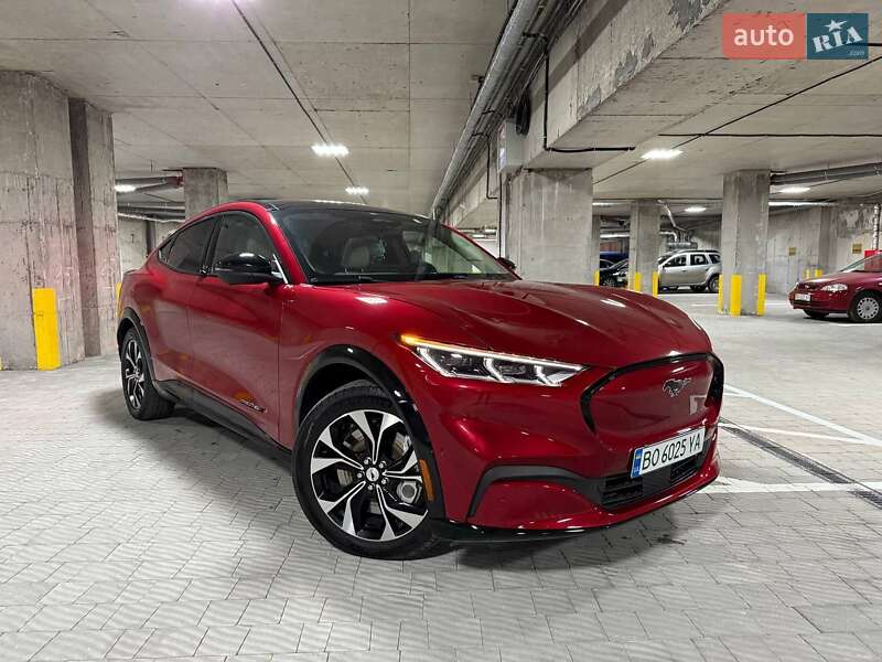 Ford Mustang mach-e (2021)