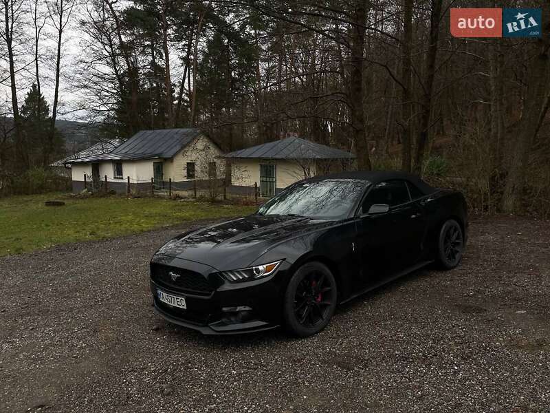 Ford Mustang (2015)