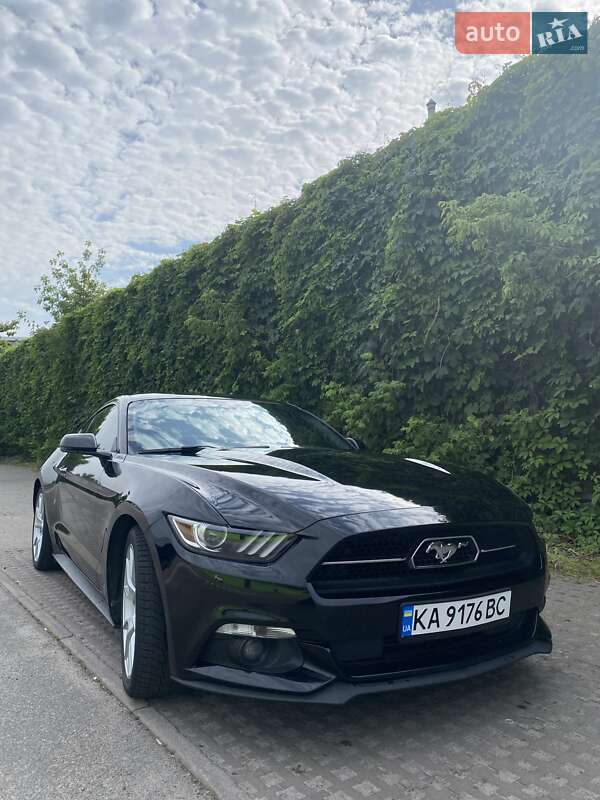 Ford Mustang (2015)