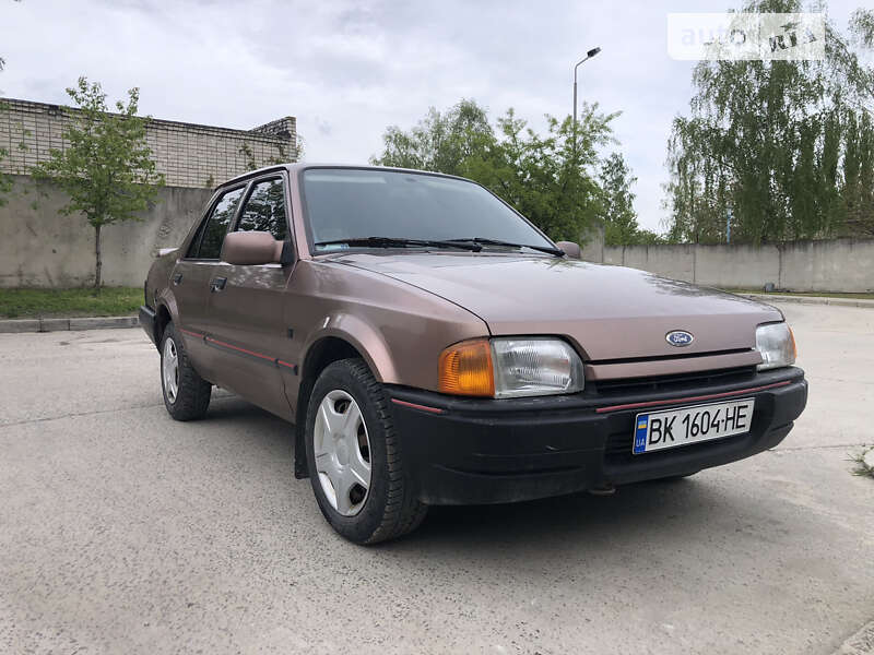 Ford Orion (1989)