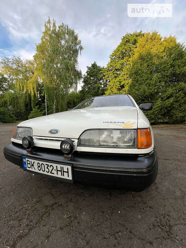 Ford Scorpio (1986)