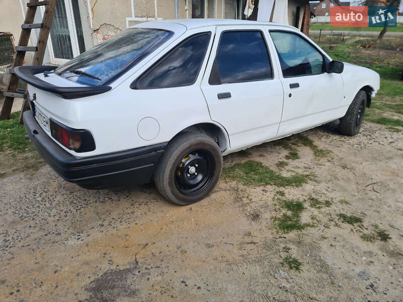 Ford Sierra (1990)