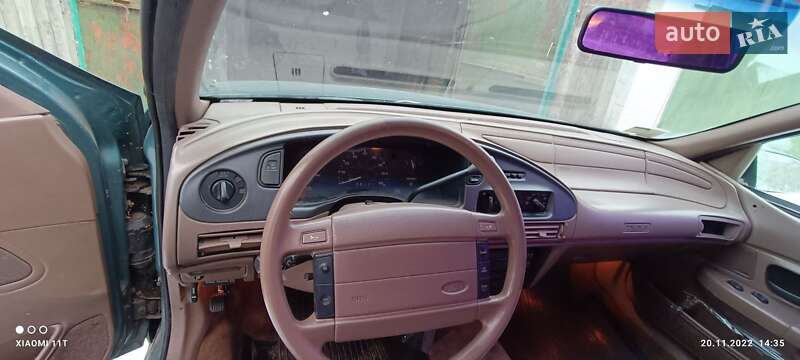 Ford Taurus (1989)