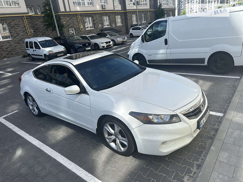 Honda Accord coupe (2012)