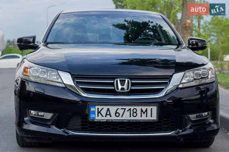 Honda Accord (2013)