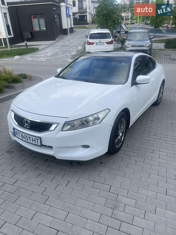 Honda Accord (2010)