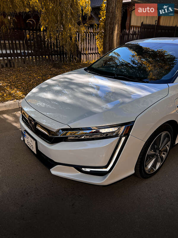 Honda Clarity (2018)