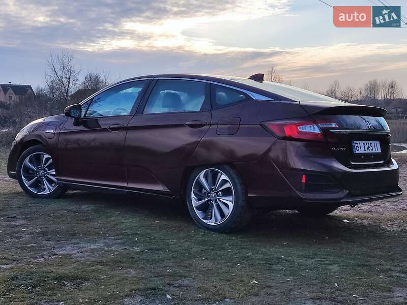 Honda Clarity (2018)