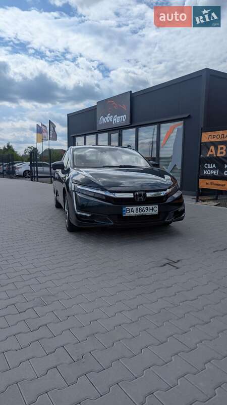 Honda Clarity (2017)