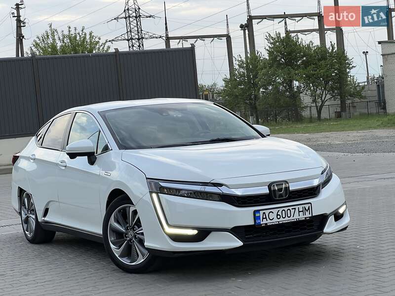 Honda Clarity (2017)