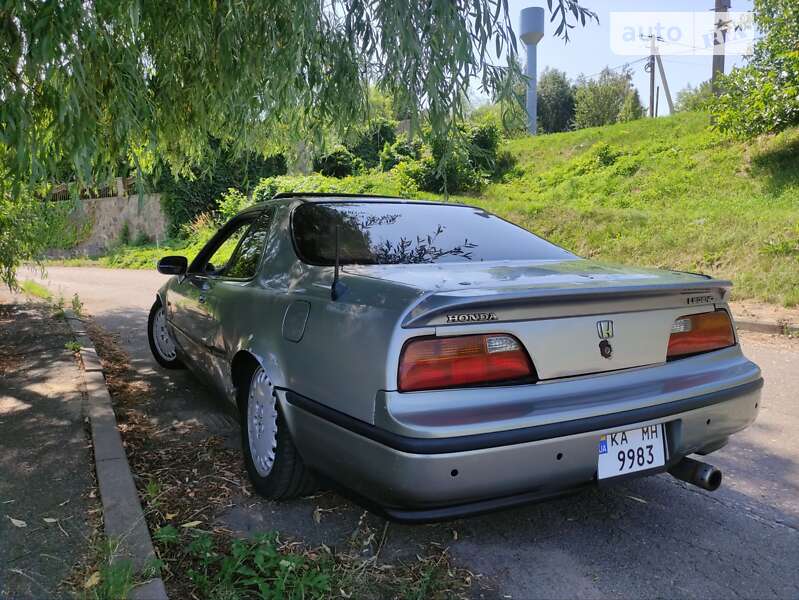 Honda Legend (1992)