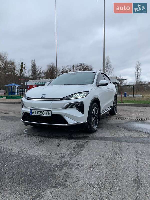 Honda M-nv (2024)