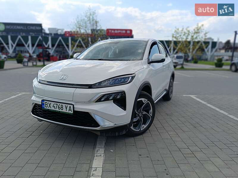 Honda M-nv (2024)