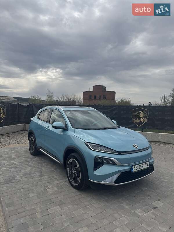 Honda M-nv (2023)