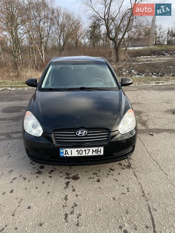 Hyundai Accent (2008)