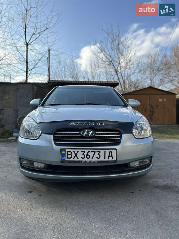 Hyundai Accent (2007)